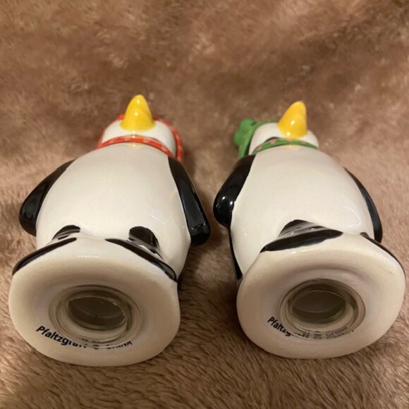 Pfaltzgraff 'Penguin Skaters' Salt & Pepper Shakers ~ Stoneware ~ NEW IN BOX! - Picture 4 of 9